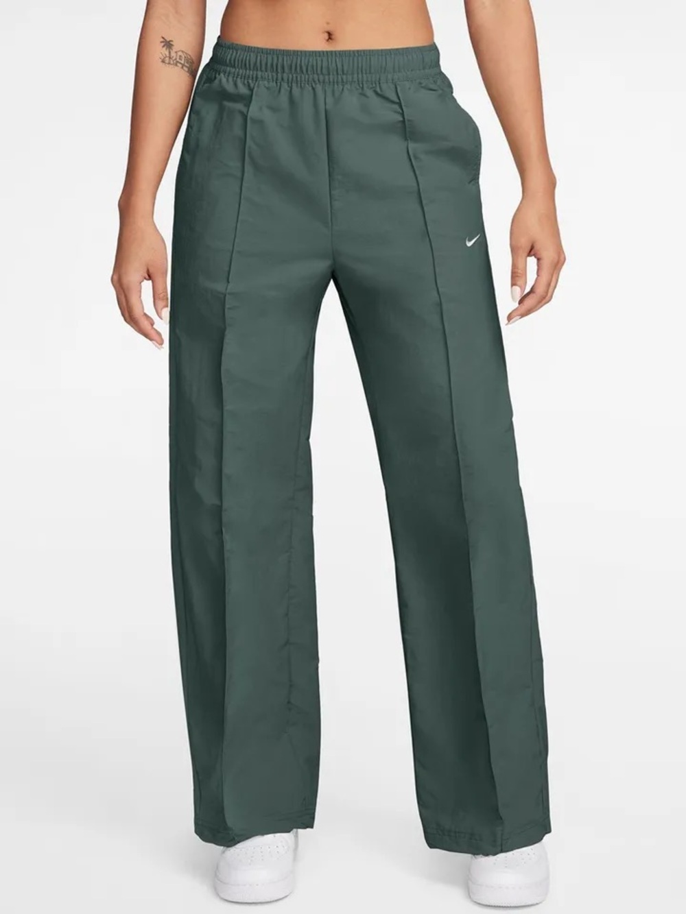 Nike women’s pants